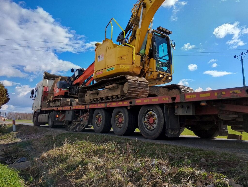 TRANSPORT KOPAREK - TRANSPORT KOPAREK GĄSIENICOWYCH