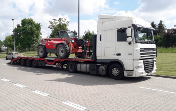 Transport maszyn budowlanych Pińczów