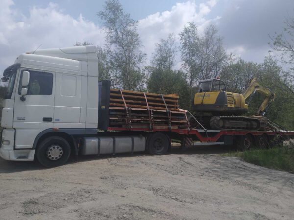 Transport maszyn budowlanych Milicz