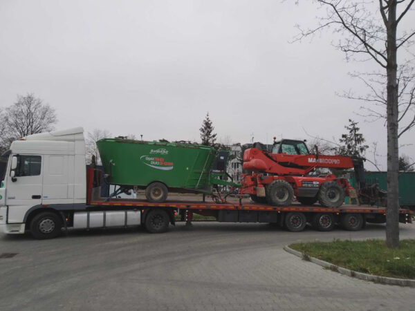 Transport maszyn budowlanych Ciechanów