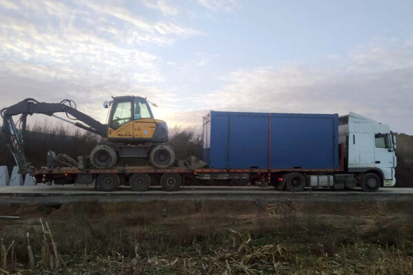 Transport niskopodwoziowy Szwecja